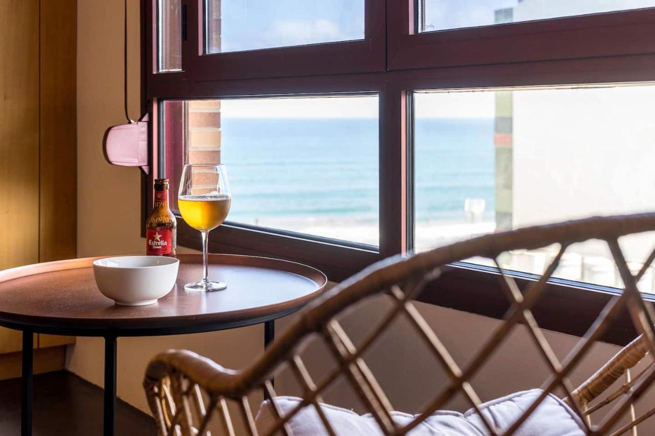 Luxury In Canteras Beachfront Las Palmas de Gran Canaria